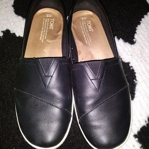 Toms Leather Avalon